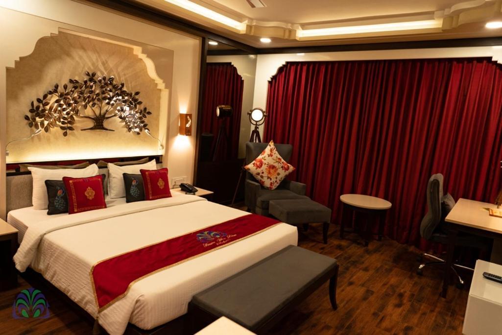 Hotel Basant Vihar Palace Биканер Екстериор снимка